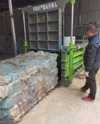 Máquina de embalagem de latas de alumínio de 380 V Prensa hidráulica para reciclagem de material de embalagem de vidro