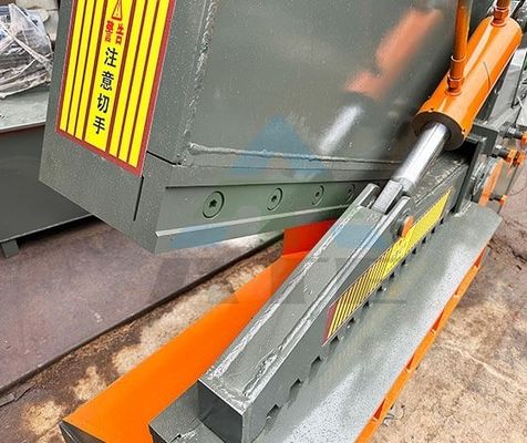Máquina de cortar material de liga metálica para sucata automática, máquinas de cortar ferro, tanque de extintor