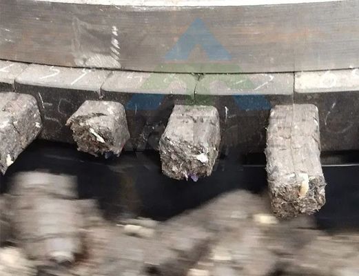 Máquina de briqueteamento de madeira para reciclagem e utilização de resíduos de madeira
