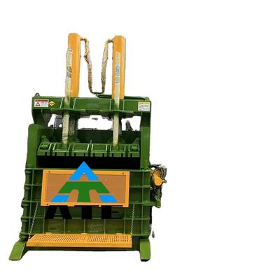 2024 Compactor de cartão de embalagem Máquina de embalagem hidráulica para reciclagem de resíduos de papel