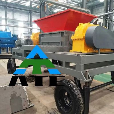 Triturador de eixo duplo de 30 kW para trituração de sucata de plástico e metal na fábrica de reciclagem de pneus