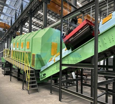 Máquina de triagem e separação de resíduos sólidos municipais para recolha de resíduos