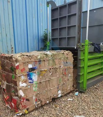 Balador hidráulico horizontal para sucata de metal, roupa, latas de alumínio e embalagens de papel