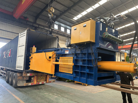 Máquina de embalagem de compressão de roupas usadas Baler horizontal com garrafas de filme de plástico