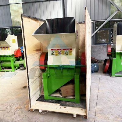 Máquina de trituração de resíduos de plástico para filmes e tubos