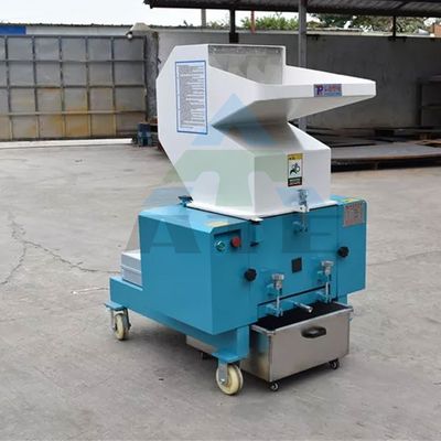 Máquina de trituração de resíduos de plástico para filmes e tubos