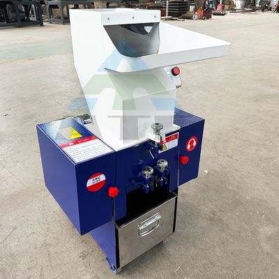 Reciclagem de resíduos de garrafas de plástico com capacidade de 300-350 kg/h Máquina trituradora de eixo único