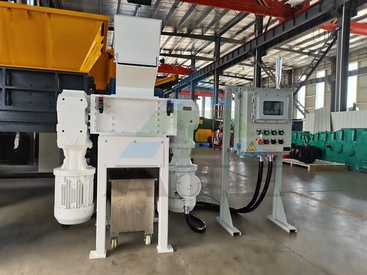 Máquina de trituração de quatro eixos para resíduos de vidro frigorífico paleta garrafa de animais de estimação tambor metal plástico film de garrafa de madeira