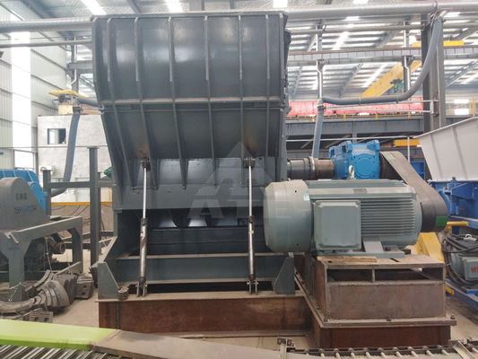 Máquina de trituração de sucata de manutenção de campo para reciclagem de plástico de alumínio fino