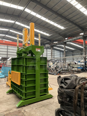650 KG capacidade de plástico embalagem saco de garrafas latas de resíduos máquina de embalagem para o cliente Bale Densidade
