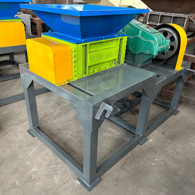 Triturador hidráulico de eixo duplo pequeno para cartão de plástico mini metal 5000KG peso
