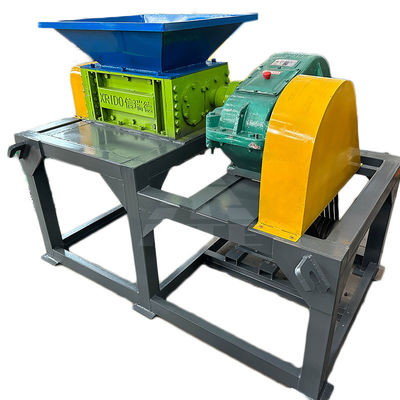 Triturador de duplo eixo para resíduos de madeira pequeno plástico metal fácil operação e 50kW de potência