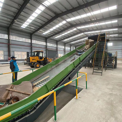 200-2200mm Tamanho de entrada Duplo eixo Triturador de papelão de madeira plástico com transportador