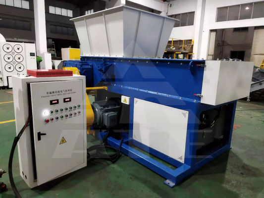 Triturador de plástico de eixo único para reciclagem de materiais de madeira e cartão