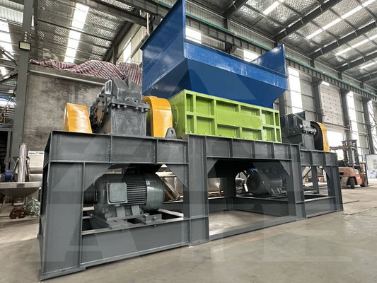 Máquina de trituração multifuncional para gestão de resíduos de plástico e vidro em hotéis