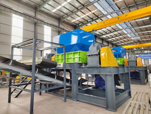 Máquina de trituração de plástico de eixo duplo para reciclagem em triturador de resíduos de plástico
