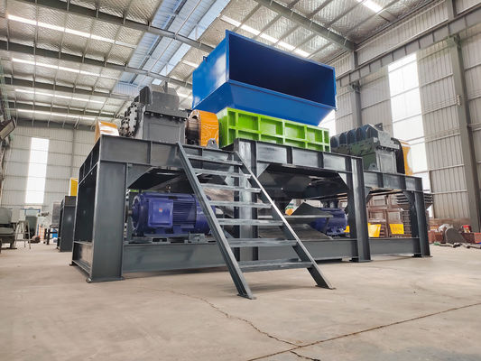 200-2200 mm Tamanho de entrada Triturador automático de sucata de metal plástico para processo de reciclagem