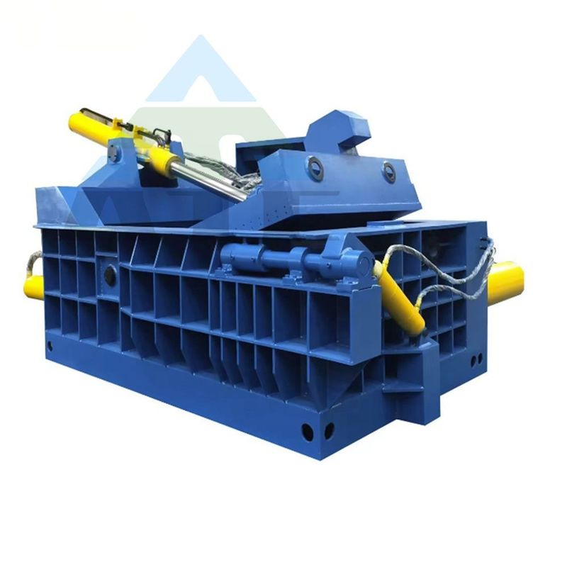 20500*2000*1200 mm Tamanho da câmara de compressão Máquina para empilhar sucata de metal