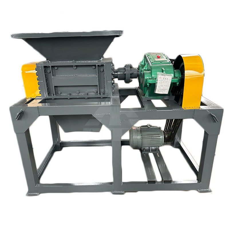 Suporte de personalização de plástico Mini Double Shaft Shredder máquina de trituração de madeira por Famous Motor