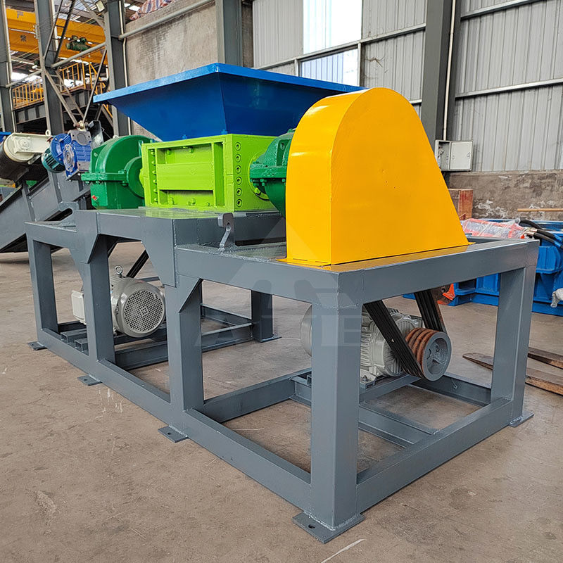 Triturador de eixo duplo para sucata de metal e plástico doméstico 1-10 Cm Produto final fácil